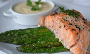 Broiled Salmon with Hollandise Sauce   